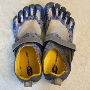 Vibram Fivefingers Bikila M349 - Size 44